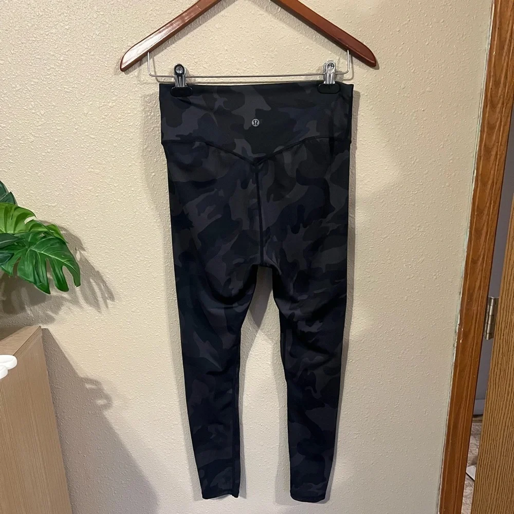 Lululemon Align High-Rise Leggings Heritage 365 Camo Deep Coal Multi 25” - Picture 4 of 5